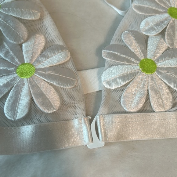 NWT Dolls Kill X DayDream Nation Daisy Bra - Picture 5 of 5